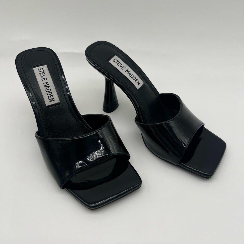 STEVE MADDEN Elated Slide Sandal Black Patent - Picture 1 of 10